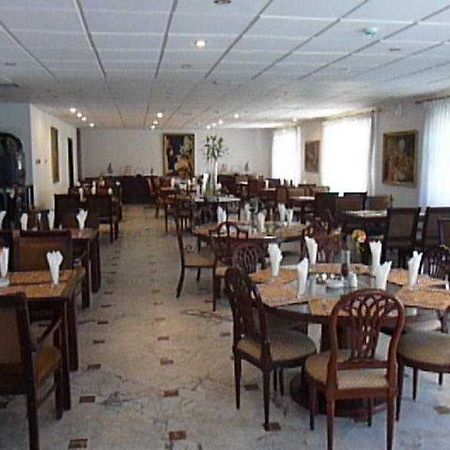 Commodore Hotel Amman Ngoại thất bức ảnh